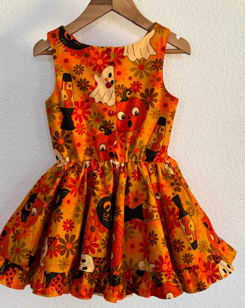 .Vintage Halloween dress